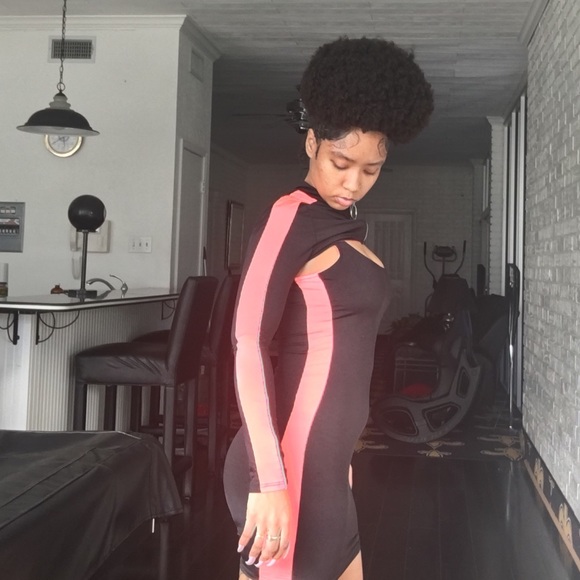 🙅🏻‍♀️SOLD OUT Watermelon 🍉 Stripe 2 Piece Dress - Picture 6 of 7